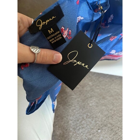 Women’s Silky Crop top - Picture 3 of 3